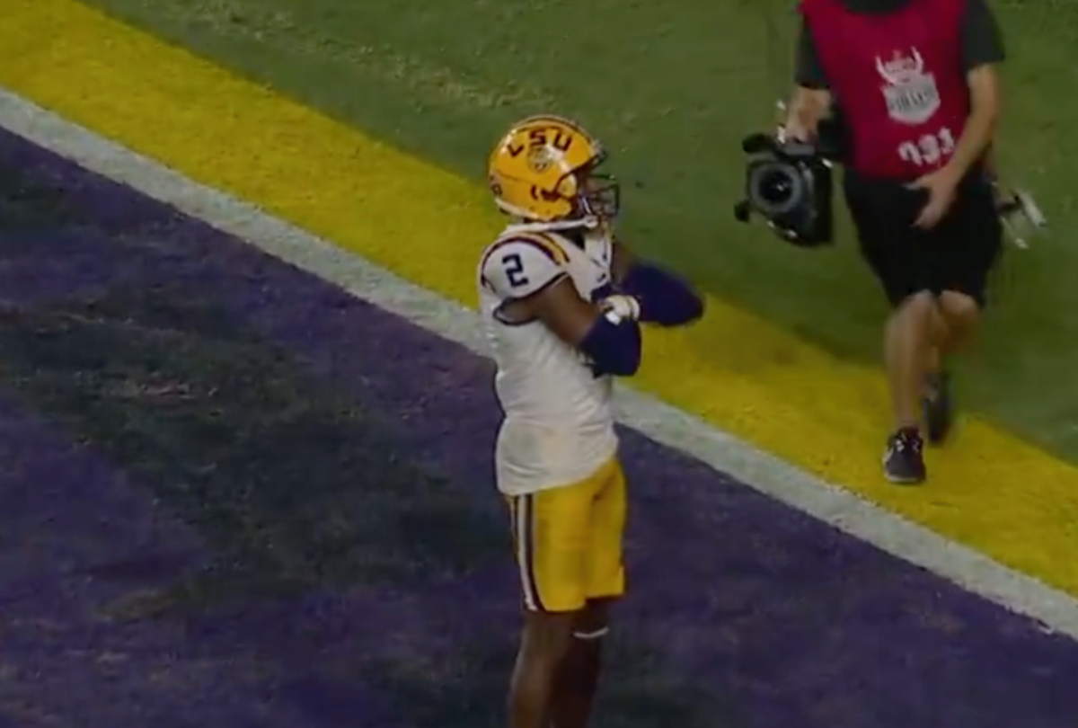 Kyren Lacy touchdown over Ole Miss in overtime.